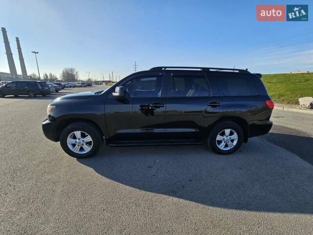 Чорний Тойота Секвойя, об'ємом двигуна 5.66 л та пробігом 310 тис. км за 21500 $, фото 6 на Automoto.ua
