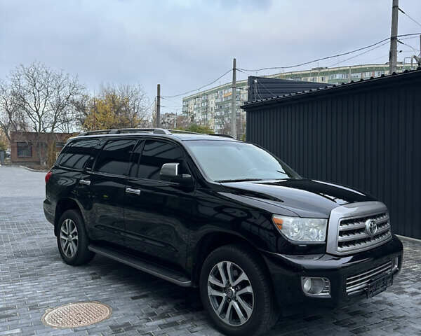 Чорний Тойота Секвойя, об'ємом двигуна 5.66 л та пробігом 240 тис. км за 26000 $, фото 2 на Automoto.ua