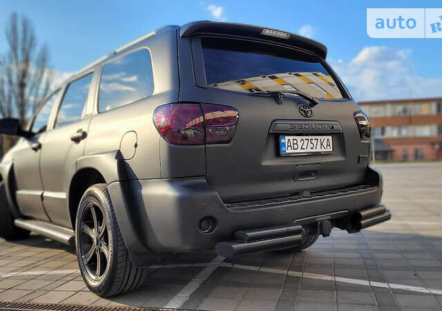 Черный Тойота Секвойя, объемом двигателя 5.6 л и пробегом 250 тыс. км за 32999 $, фото 38 на Automoto.ua