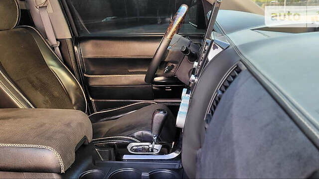 Черный Тойота Секвойя, объемом двигателя 5.6 л и пробегом 250 тыс. км за 32999 $, фото 77 на Automoto.ua