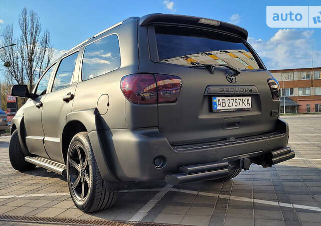 Черный Тойота Секвойя, объемом двигателя 5.6 л и пробегом 250 тыс. км за 32999 $, фото 30 на Automoto.ua