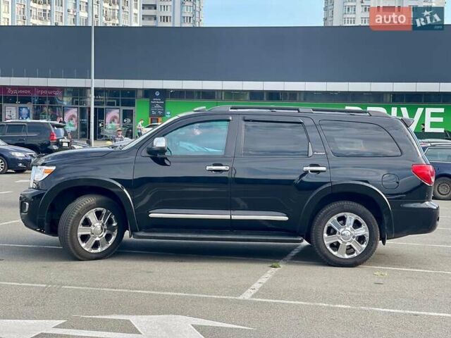 Чорний Тойота Секвойя, об'ємом двигуна 5.66 л та пробігом 224 тис. км за 22500 $, фото 1 на Automoto.ua