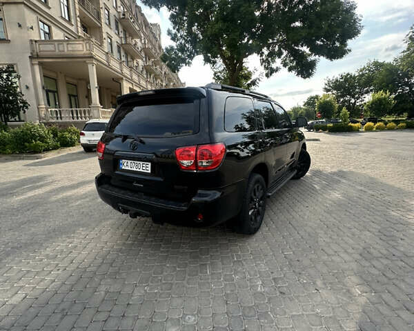 Черный Тойота Секвойя, объемом двигателя 5.7 л и пробегом 211 тыс. км за 22500 $, фото 10 на Automoto.ua