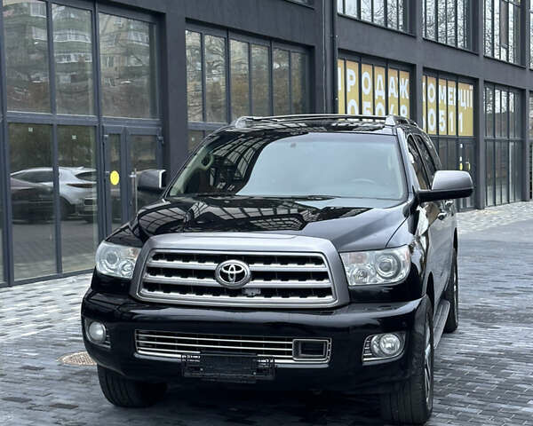 Чорний Тойота Секвойя, об'ємом двигуна 5.66 л та пробігом 240 тис. км за 26000 $, фото 1 на Automoto.ua