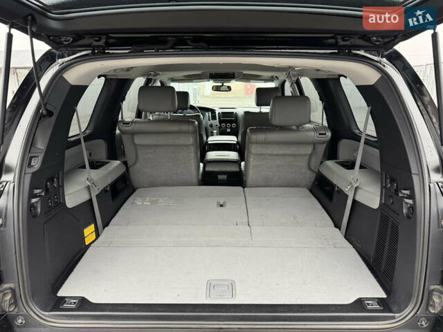 Черный Тойота Секвойя, объемом двигателя 5.66 л и пробегом 241 тыс. км за 23000 $, фото 54 на Automoto.ua