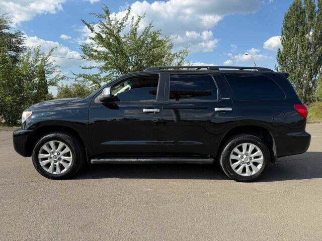 Черный Тойота Секвойя, объемом двигателя 5.7 л и пробегом 182 тыс. км за 17500 $, фото 9 на Automoto.ua