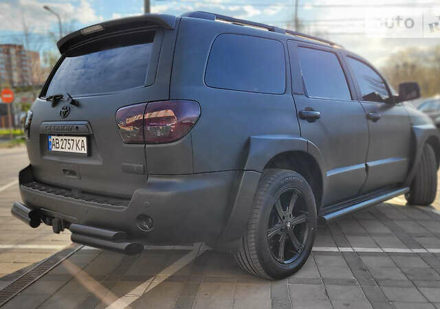 Черный Тойота Секвойя, объемом двигателя 5.6 л и пробегом 250 тыс. км за 32999 $, фото 41 на Automoto.ua