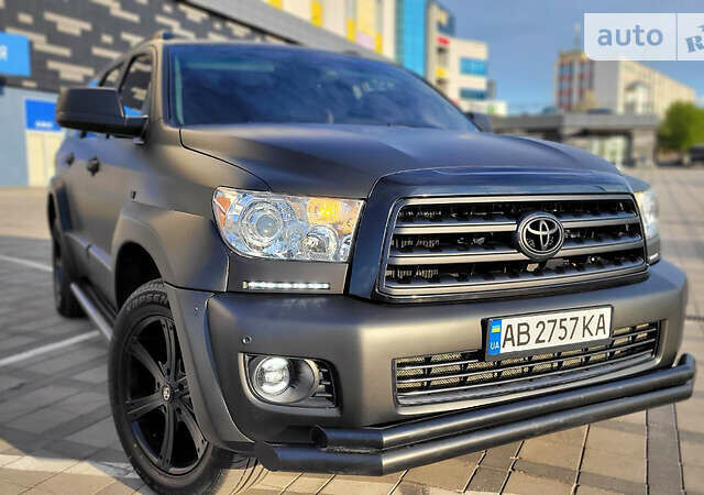 Черный Тойота Секвойя, объемом двигателя 5.6 л и пробегом 250 тыс. км за 32999 $, фото 60 на Automoto.ua