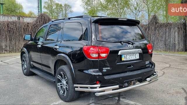 Черный Тойота Секвойя, объемом двигателя 5.7 л и пробегом 263 тыс. км за 22999 $, фото 13 на Automoto.ua