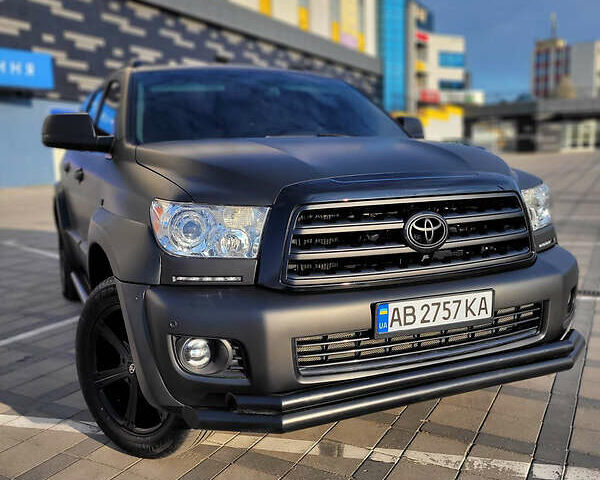 Черный Тойота Секвойя, объемом двигателя 5.6 л и пробегом 250 тыс. км за 32999 $, фото 47 на Automoto.ua