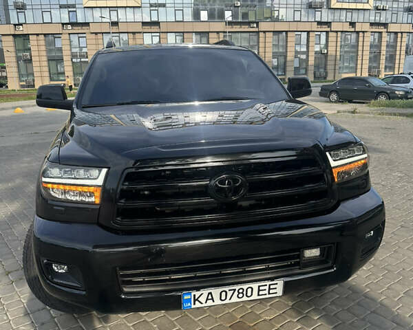 Черный Тойота Секвойя, объемом двигателя 5.7 л и пробегом 211 тыс. км за 22500 $, фото 19 на Automoto.ua