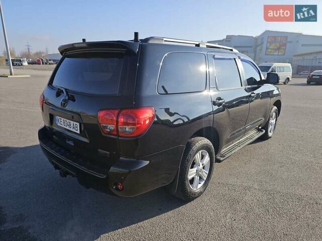 Чорний Тойота Секвойя, об'ємом двигуна 5.66 л та пробігом 310 тис. км за 21500 $, фото 3 на Automoto.ua