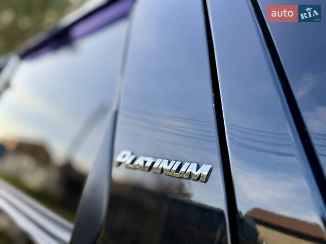 Черный Тойота Секвойя, объемом двигателя 4.6 л и пробегом 275 тыс. км за 21499 $, фото 11 на Automoto.ua