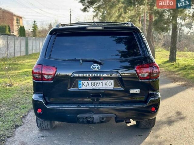 Черный Тойота Секвойя, объемом двигателя 4.6 л и пробегом 275 тыс. км за 21499 $, фото 5 на Automoto.ua