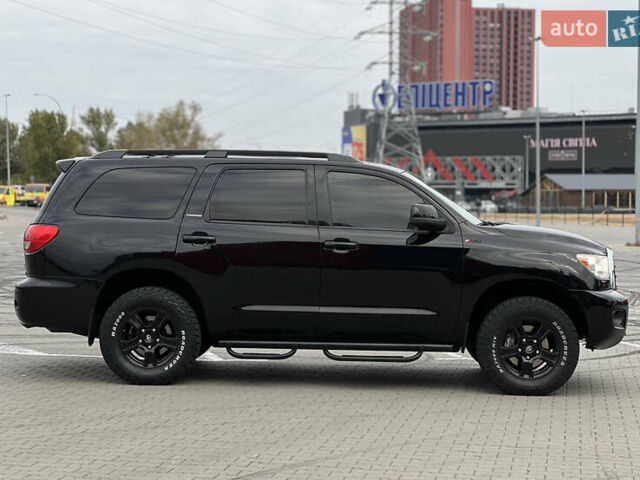 Чорний Тойота Секвойя, об'ємом двигуна 5.7 л та пробігом 125 тис. км за 29500 $, фото 9 на Automoto.ua