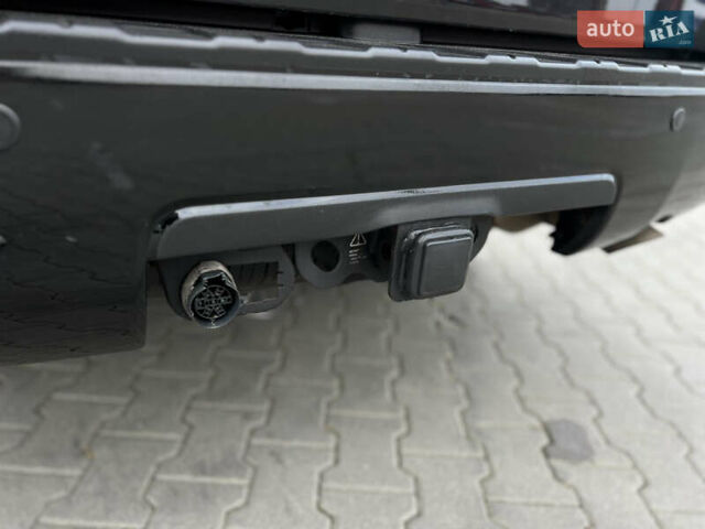 Чорний Тойота Секвойя, об'ємом двигуна 5.7 л та пробігом 125 тис. км за 29500 $, фото 18 на Automoto.ua