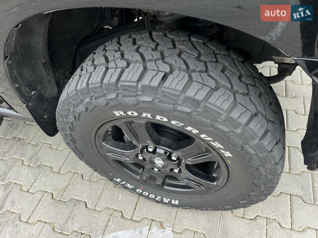 Чорний Тойота Секвойя, об'ємом двигуна 5.7 л та пробігом 125 тис. км за 29500 $, фото 17 на Automoto.ua