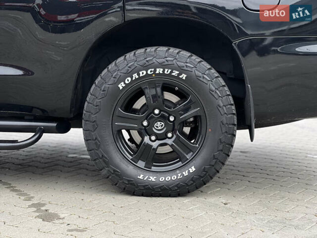 Чорний Тойота Секвойя, об'ємом двигуна 5.7 л та пробігом 125 тис. км за 29500 $, фото 16 на Automoto.ua