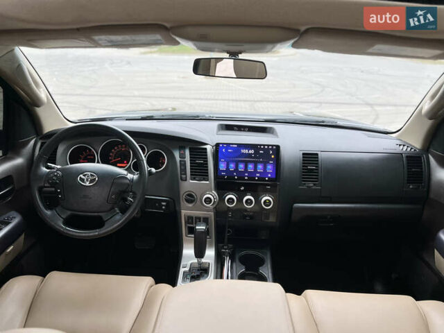 Чорний Тойота Секвойя, об'ємом двигуна 5.7 л та пробігом 125 тис. км за 29500 $, фото 37 на Automoto.ua
