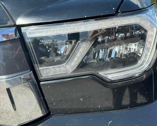 Чорний Тойота Секвойя, об'ємом двигуна 5.7 л та пробігом 305 тис. км за 35000 $, фото 1 на Automoto.ua