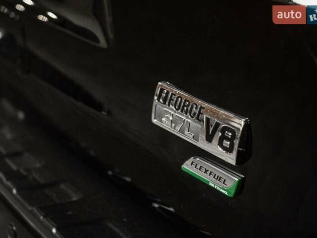 Черный Тойота Секвойя, объемом двигателя 5.7 л и пробегом 330 тыс. км за 34900 $, фото 58 на Automoto.ua