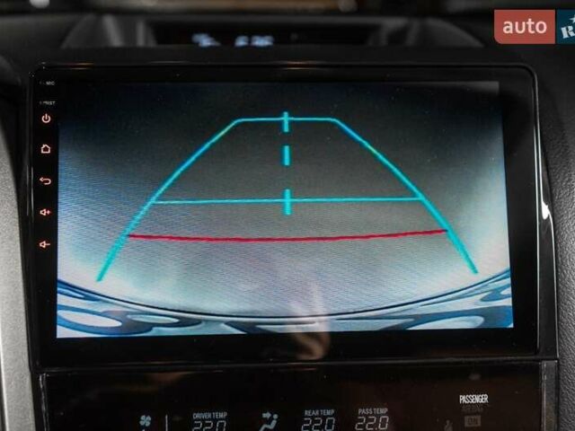 Черный Тойота Секвойя, объемом двигателя 5.7 л и пробегом 330 тыс. км за 34900 $, фото 32 на Automoto.ua