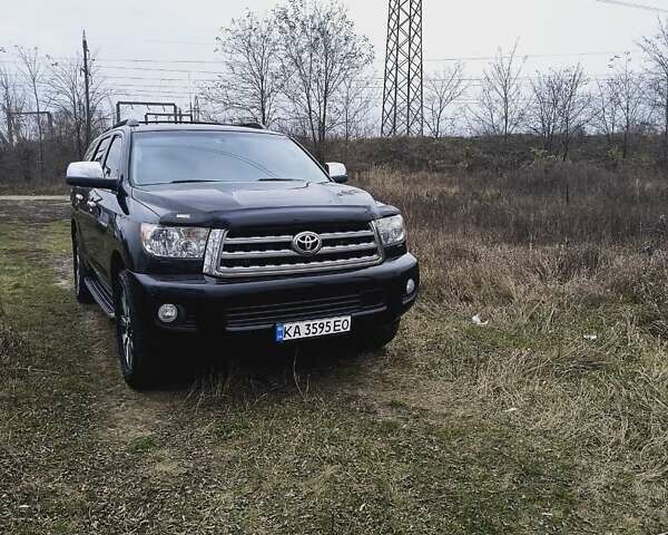 Черный Тойота Секвойя, объемом двигателя 5.7 л и пробегом 342 тыс. км за 40000 $, фото 1 на Automoto.ua