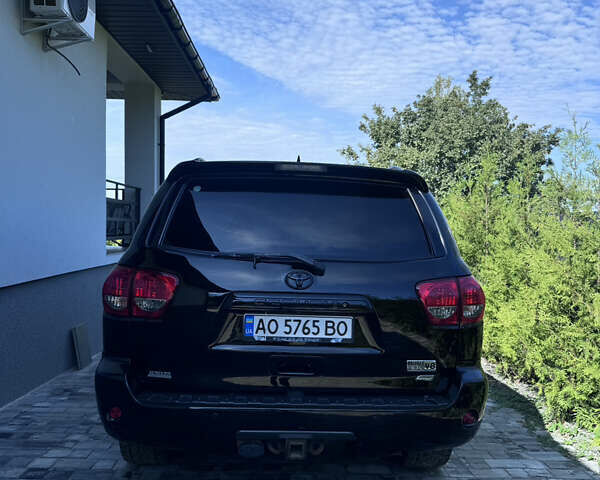 Чорний Тойота Секвойя, об'ємом двигуна 5.7 л та пробігом 200 тис. км за 29000 $, фото 6 на Automoto.ua