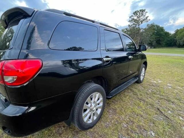 Черный Тойота Секвойя, объемом двигателя 5.7 л и пробегом 42 тыс. км за 6900 $, фото 2 на Automoto.ua