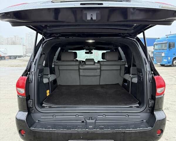 Черный Тойота Секвойя, объемом двигателя 5.7 л и пробегом 107 тыс. км за 41900 $, фото 27 на Automoto.ua