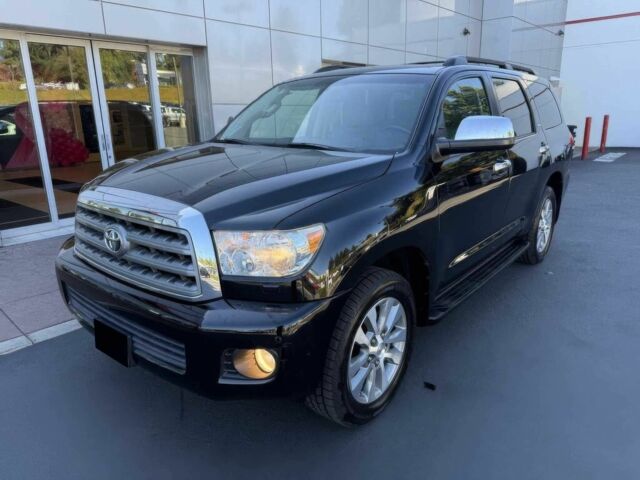 Черный Тойота Секвойя, объемом двигателя 5.7 л и пробегом 71 тыс. км за 25100 $, фото 2 на Automoto.ua