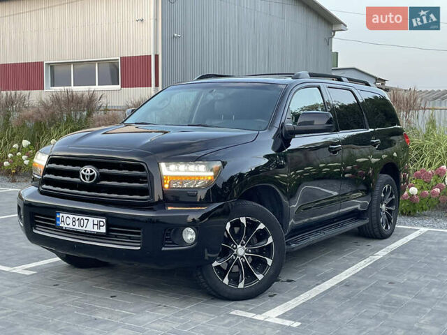 Черный Тойота Секвойя, объемом двигателя 5.66 л и пробегом 188 тыс. км за 30900 $, фото 3 на Automoto.ua