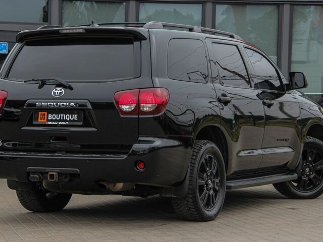 Тойота Секвойя 2017 в Одессе на Automoto.ua Черный Тойота Секвойя, объемом двигателя 5.7 л и пробегом 191 тыс. км за 39000 $, фото 8 на Automoto.ua