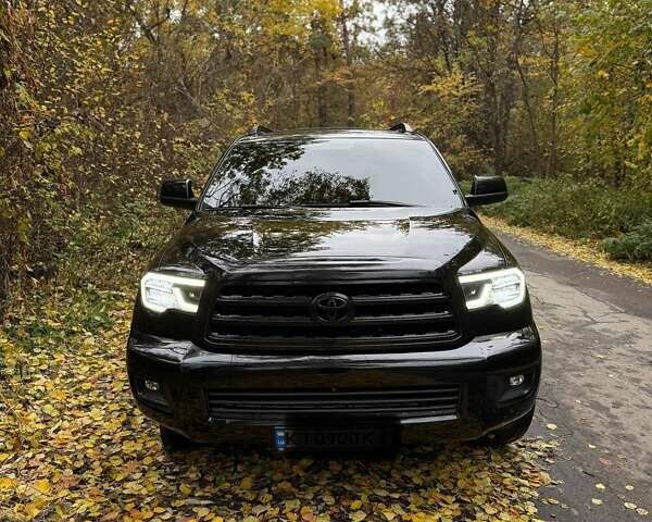 Черный Тойота Секвойя, объемом двигателя 0 л и пробегом 260 тыс. км за 26500 $, фото 6 на Automoto.ua