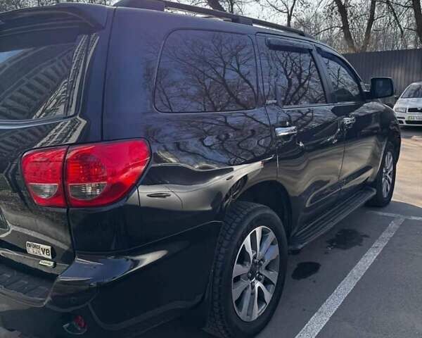 Черный Тойота Секвойя, объемом двигателя 5.7 л и пробегом 231 тыс. км за 42500 $, фото 8 на Automoto.ua