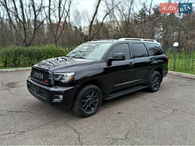 Черный Тойота Секвойя, объемом двигателя 5.66 л и пробегом 115 тыс. км за 39500 $, фото 17 на Automoto.ua