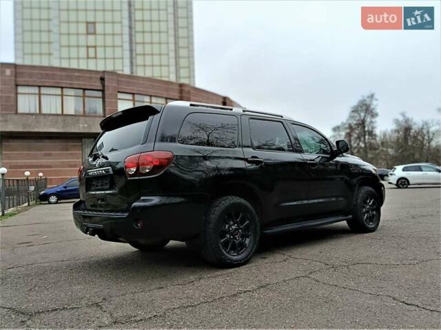 Черный Тойота Секвойя, объемом двигателя 5.66 л и пробегом 115 тыс. км за 39500 $, фото 10 на Automoto.ua