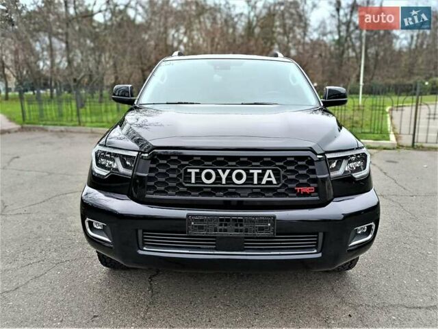 Черный Тойота Секвойя, объемом двигателя 5.66 л и пробегом 115 тыс. км за 39500 $, фото 18 на Automoto.ua