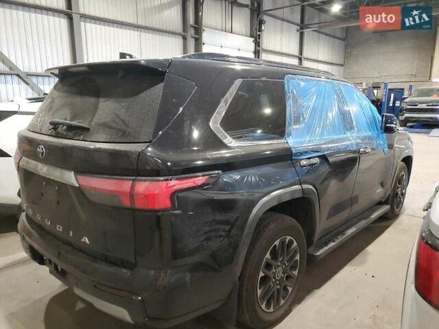 Черный Тойота Секвойя, объемом двигателя 0 л и пробегом 51 тыс. км за 76000 $, фото 2 на Automoto.ua