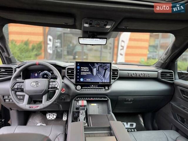 Черный Тойота Секвойя, объемом двигателя 3.45 л и пробегом 5 тыс. км за 155000 $, фото 12 на Automoto.ua