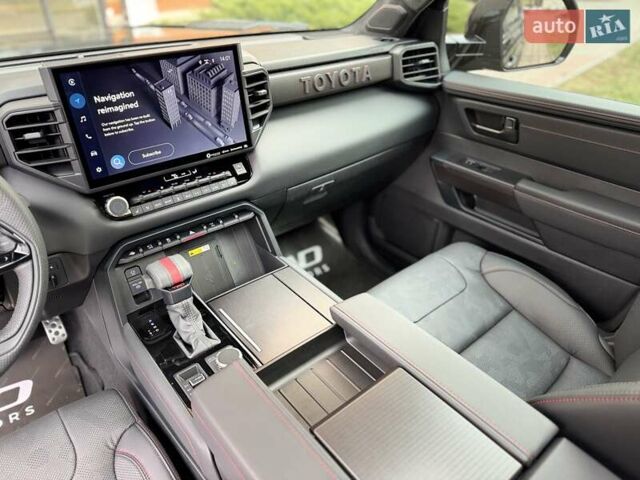 Черный Тойота Секвойя, объемом двигателя 3.45 л и пробегом 5 тыс. км за 155000 $, фото 14 на Automoto.ua