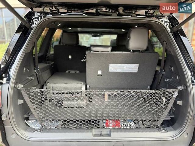 Черный Тойота Секвойя, объемом двигателя 3.45 л и пробегом 5 тыс. км за 155000 $, фото 24 на Automoto.ua