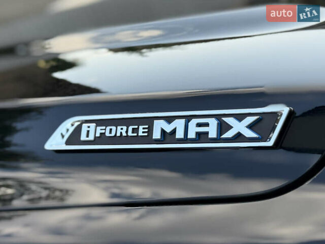 Черный Тойота Секвойя, объемом двигателя 3.5 л и пробегом 1 тыс. км за 150000 $, фото 34 на Automoto.ua