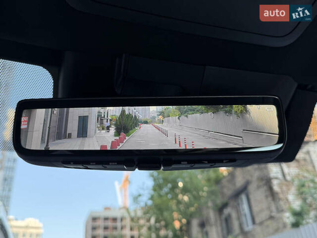 Черный Тойота Секвойя, объемом двигателя 3.5 л и пробегом 1 тыс. км за 150000 $, фото 91 на Automoto.ua