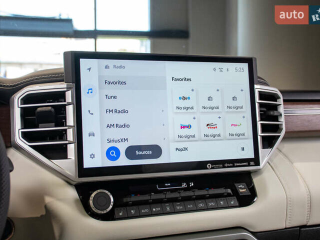 Черный Тойота Секвойя, объемом двигателя 3.45 л и пробегом 3 тыс. км за 145000 $, фото 27 на Automoto.ua
