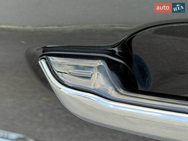 Черный Тойота Секвойя, объемом двигателя 3.5 л и пробегом 1 тыс. км за 150000 $, фото 40 на Automoto.ua