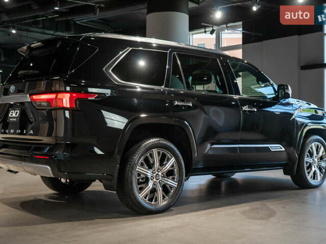 Черный Тойота Секвойя, объемом двигателя 3.45 л и пробегом 3 тыс. км за 145000 $, фото 16 на Automoto.ua