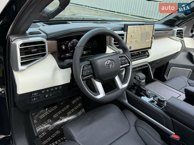 Черный Тойота Секвойя, объемом двигателя 3.5 л и пробегом 1 тыс. км за 150000 $, фото 43 на Automoto.ua