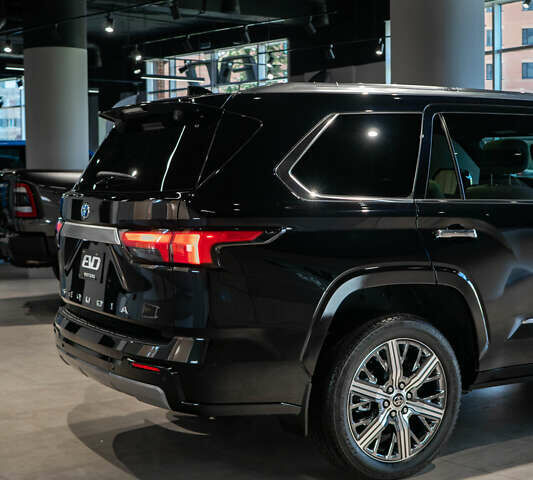 Черный Тойота Секвойя, объемом двигателя 3.45 л и пробегом 3 тыс. км за 145000 $, фото 15 на Automoto.ua