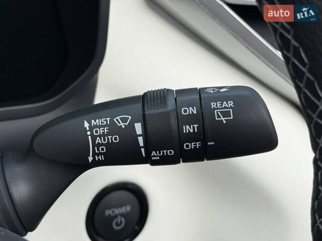 Черный Тойота Секвойя, объемом двигателя 3.5 л и пробегом 1 тыс. км за 150000 $, фото 74 на Automoto.ua